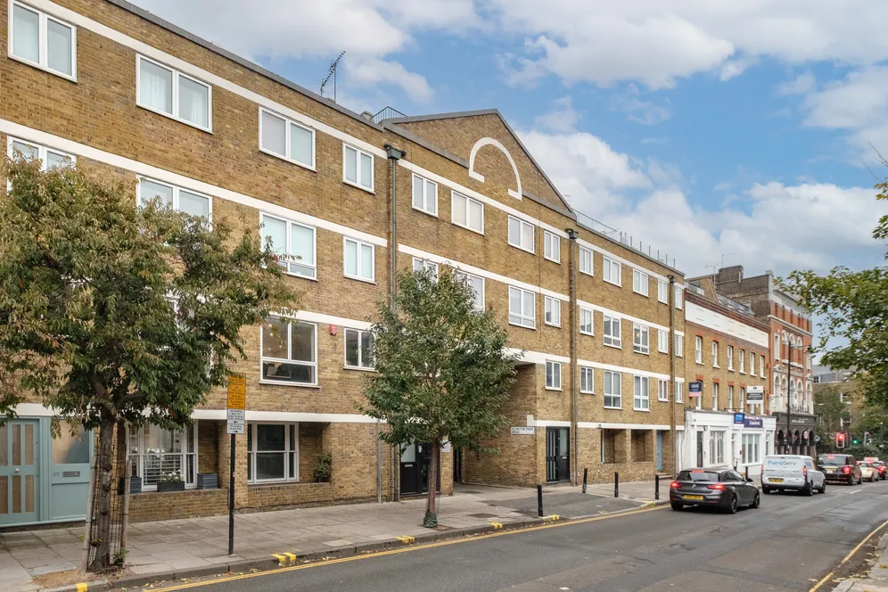 Islington Park Mews, London, N1 photo 10