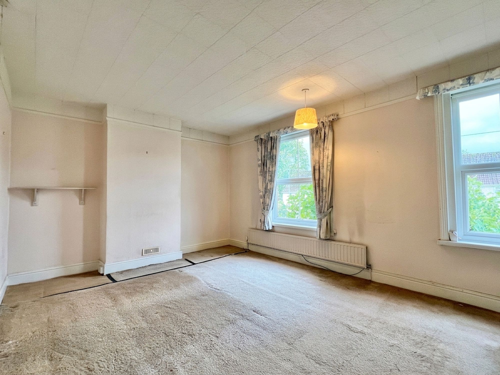 Holway Road - NO onward chain! Image 11