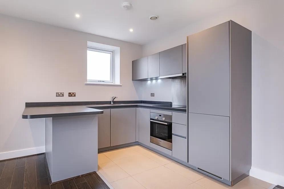 Coombe Lane London SW20 photo 4