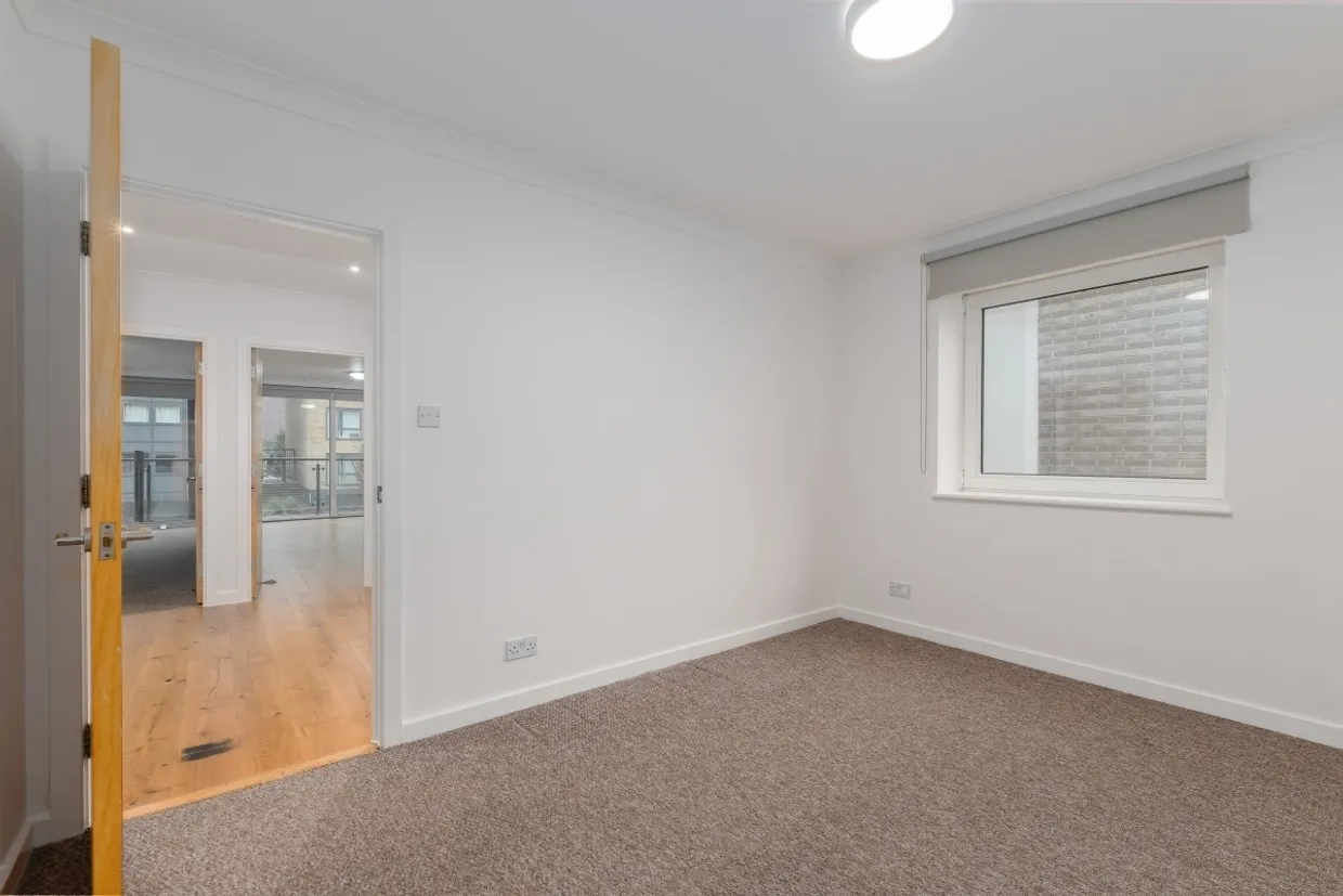 Boardwalk Place, E14 photo 6