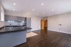 Coombe Lane London SW20 photo 6