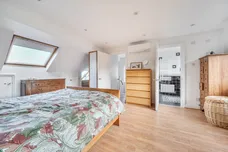 Fitzjohn Avenue Barnet EN5 photo 18