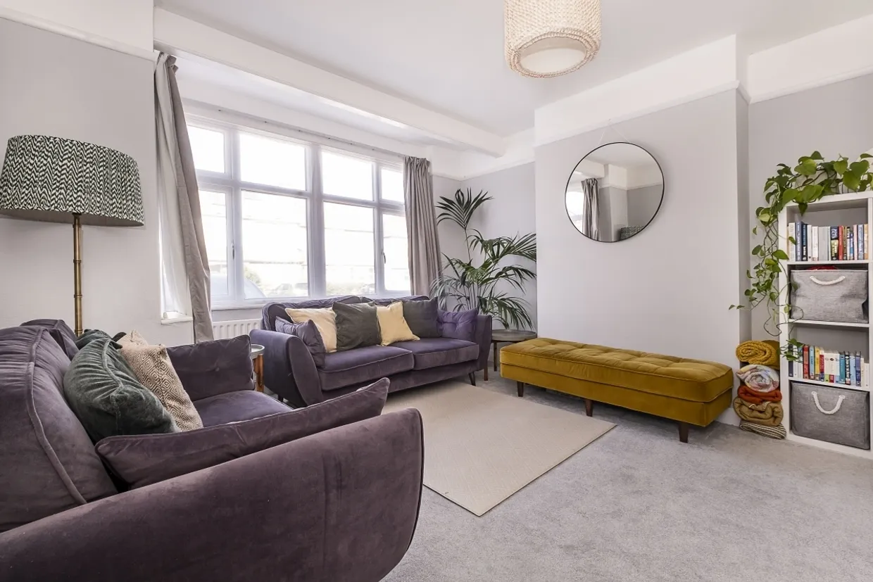 Fairway London SW20 photo 1
