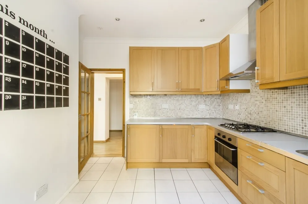 Bedford Hill Balham SW12 photo 3