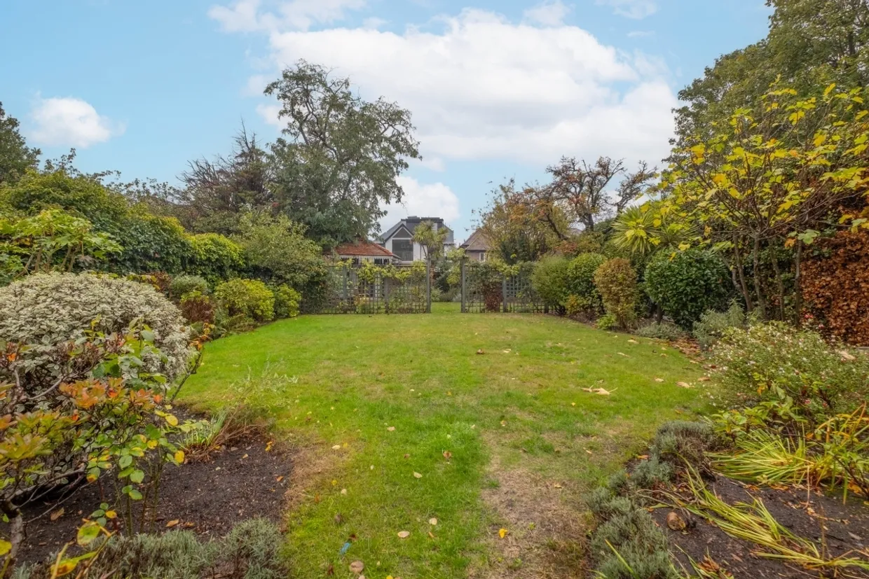 Castelnau London SW13 photo 3