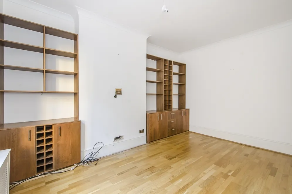 Bedford Hill Balham SW12 photo 6