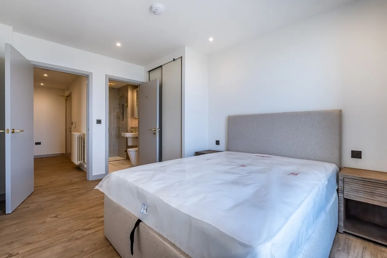 The Eades, 11 Selborne Road London E17 photo 11
