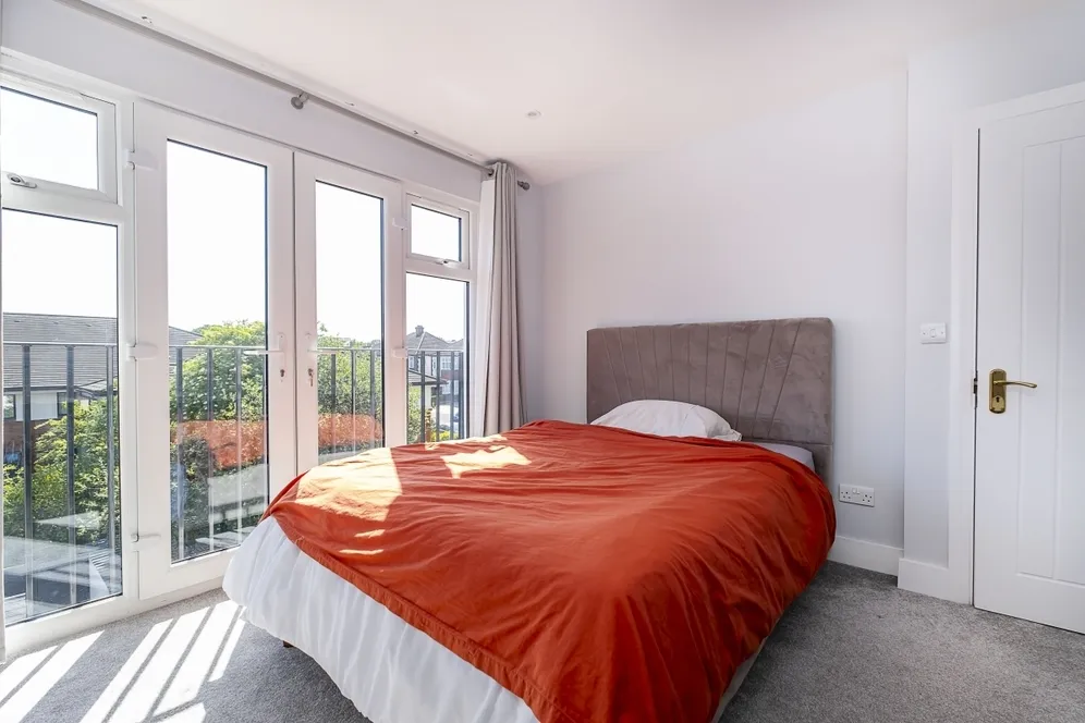 Fairway London SW20 photo 15