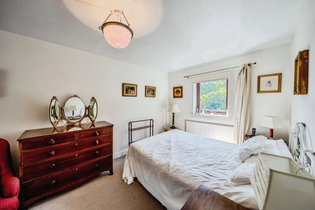 Property photo 28
