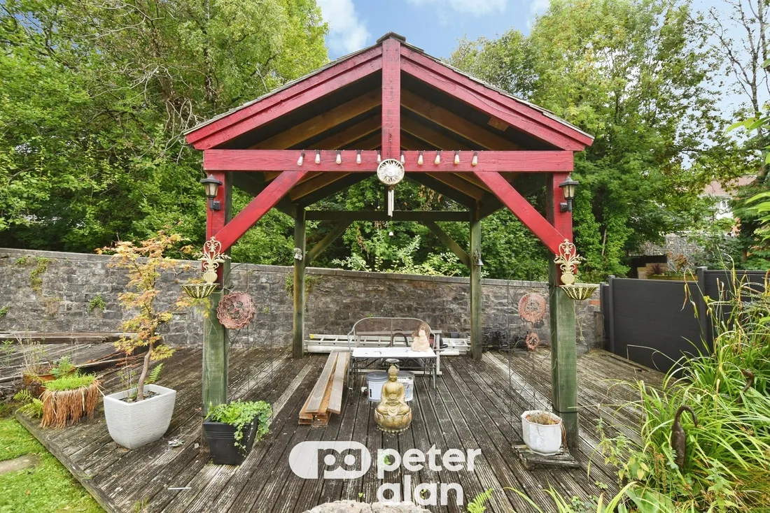 Property photo 32