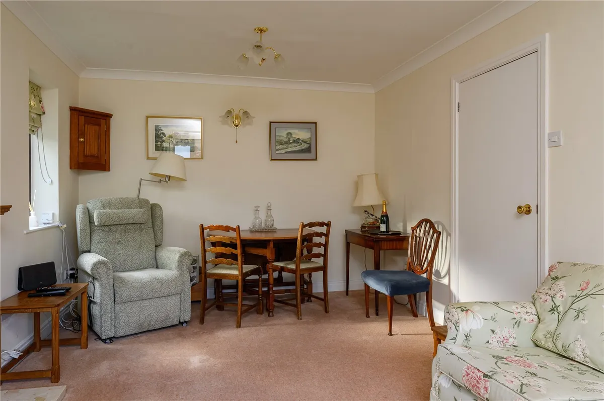 Millgarth Court, Collingham, LS22
