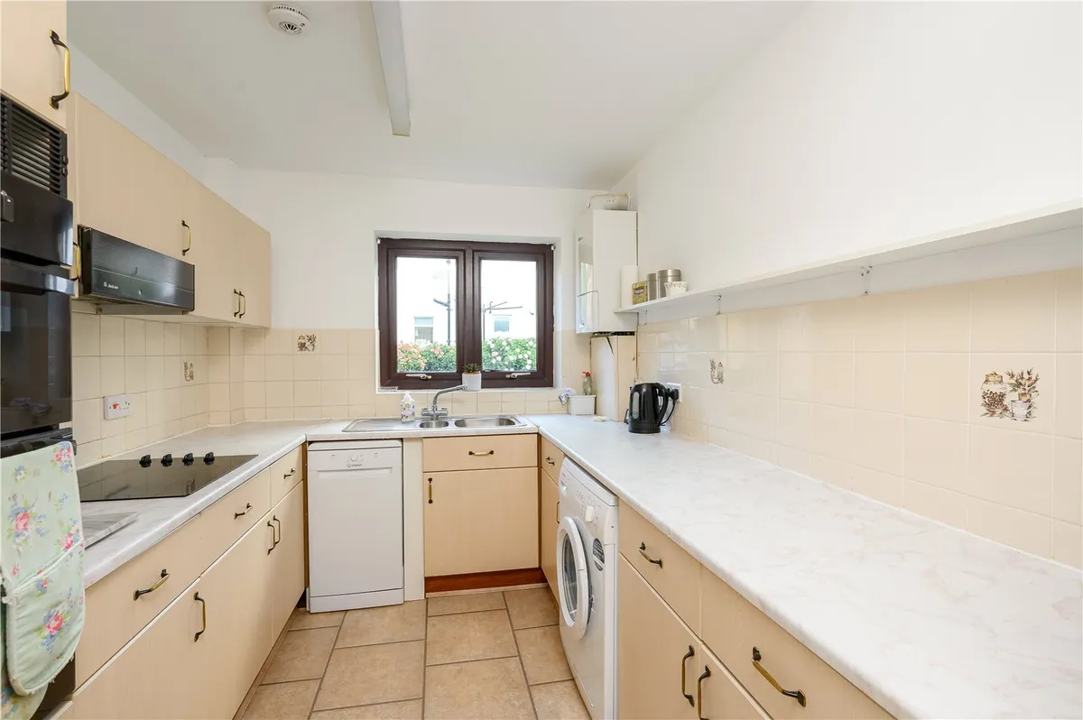 Millgarth Court, Collingham, LS22