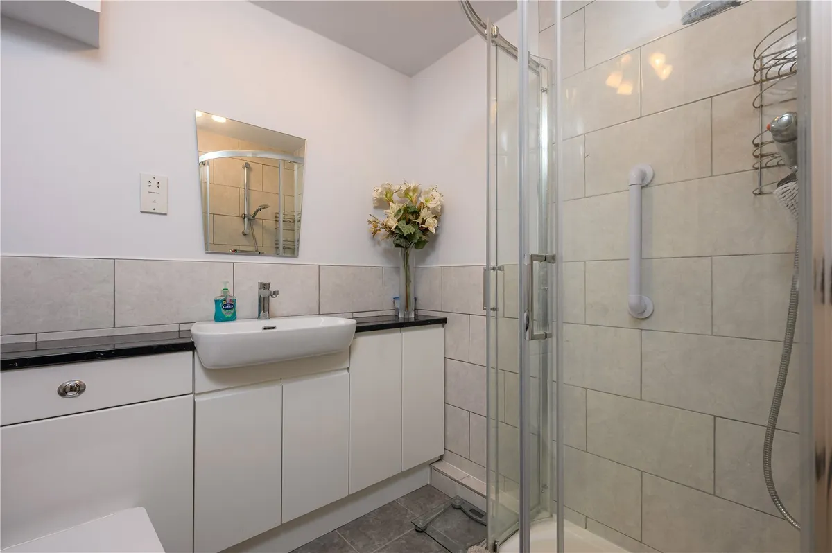 Millgarth Court, Collingham, LS22
