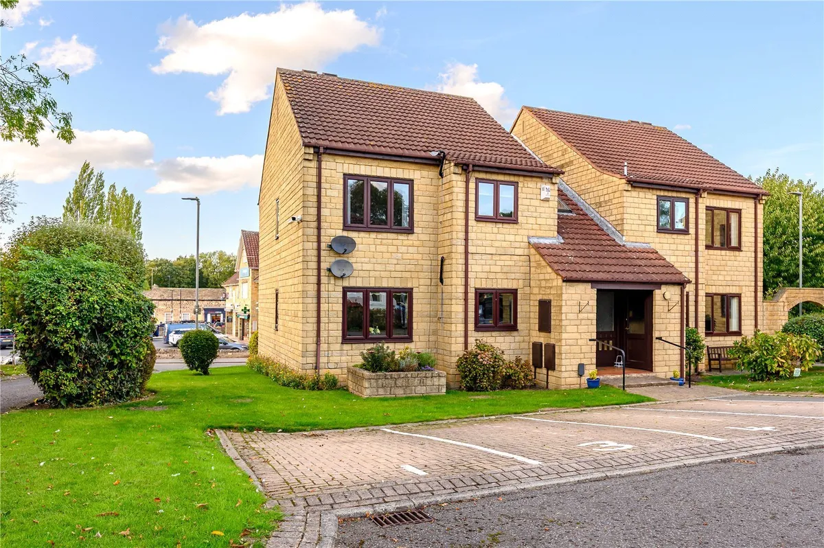 Millgarth Court, Collingham, LS22