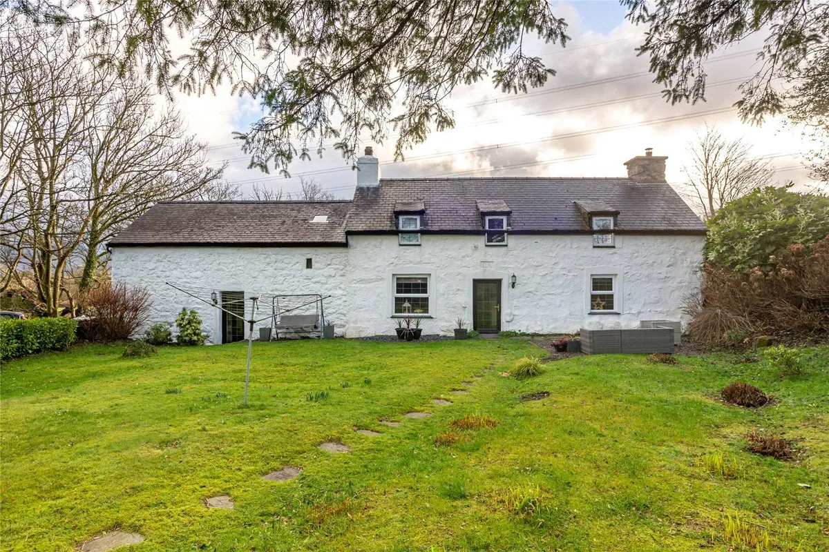 Llanllyfni, Caernarfon, Gwynedd, LL54