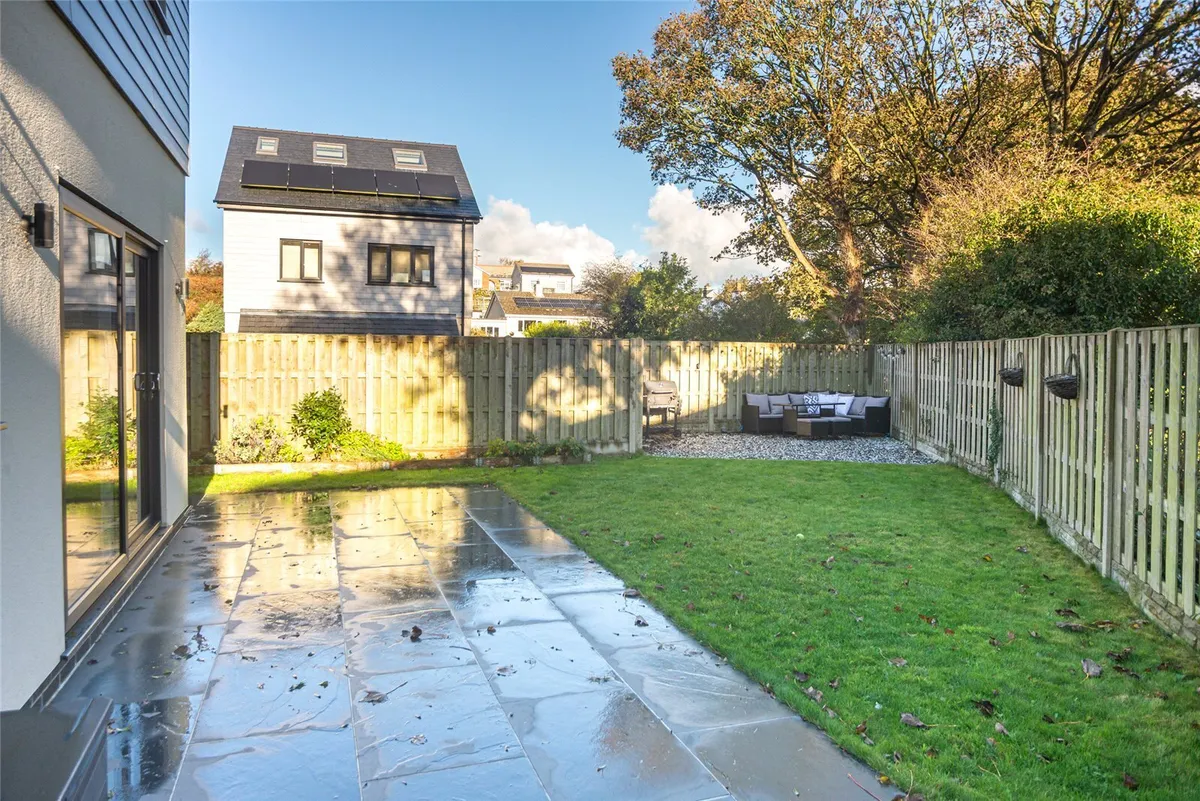 Lletroed Fawr, Penysarn, Isle of Anglesey, LL69