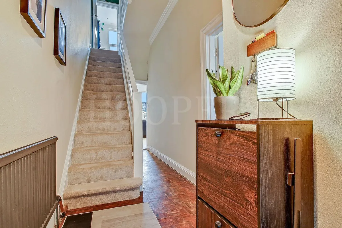 Gratton Terrace, London, NW2