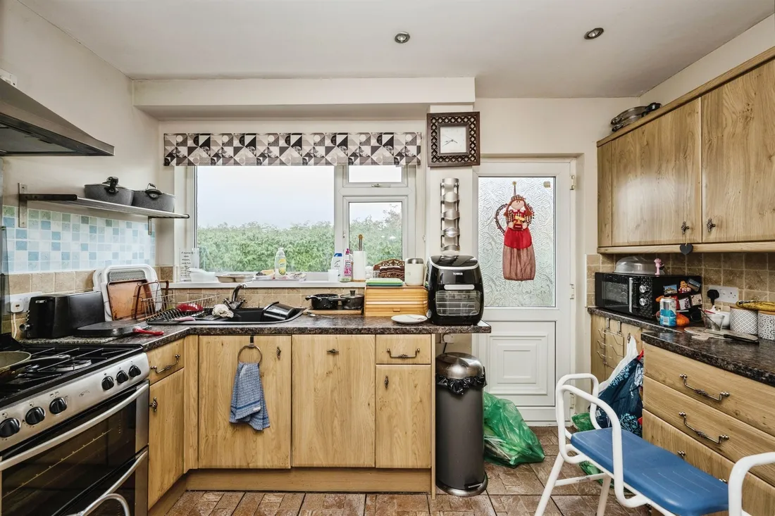 Property photo 11