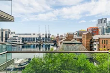 Turnberry Quay, E14 photo 3
