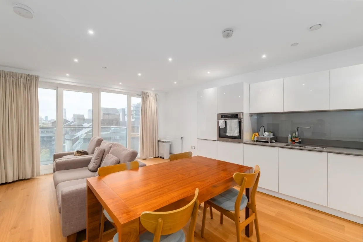 Turnberry Quay, E14 photo 4
