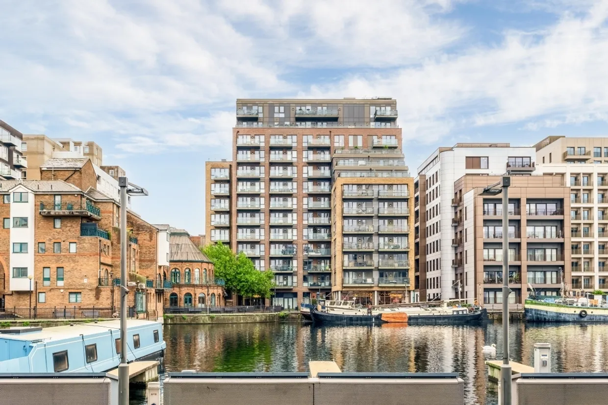Turnberry Quay, E14 photo 5