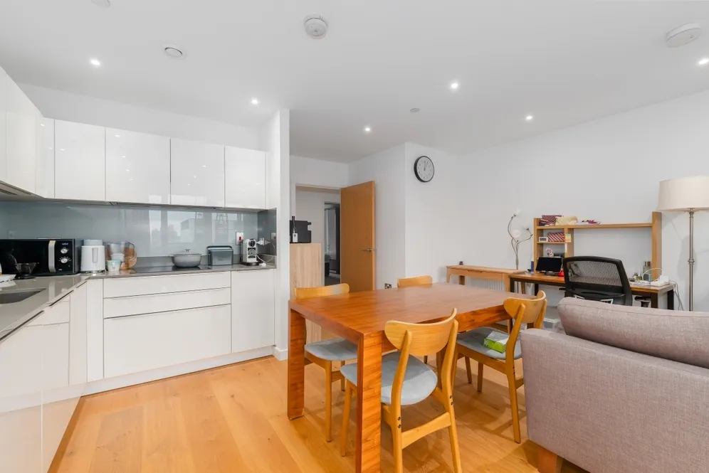 Turnberry Quay, E14 photo 12