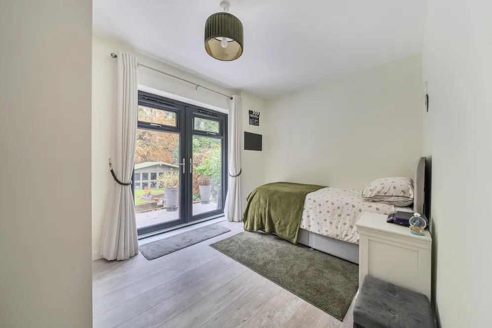 Moreton End Close, Harpenden, AL5 photo 6