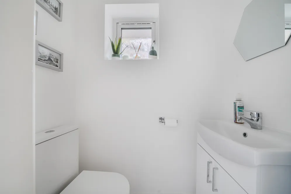 Moreton End Close, Harpenden, AL5 photo 15