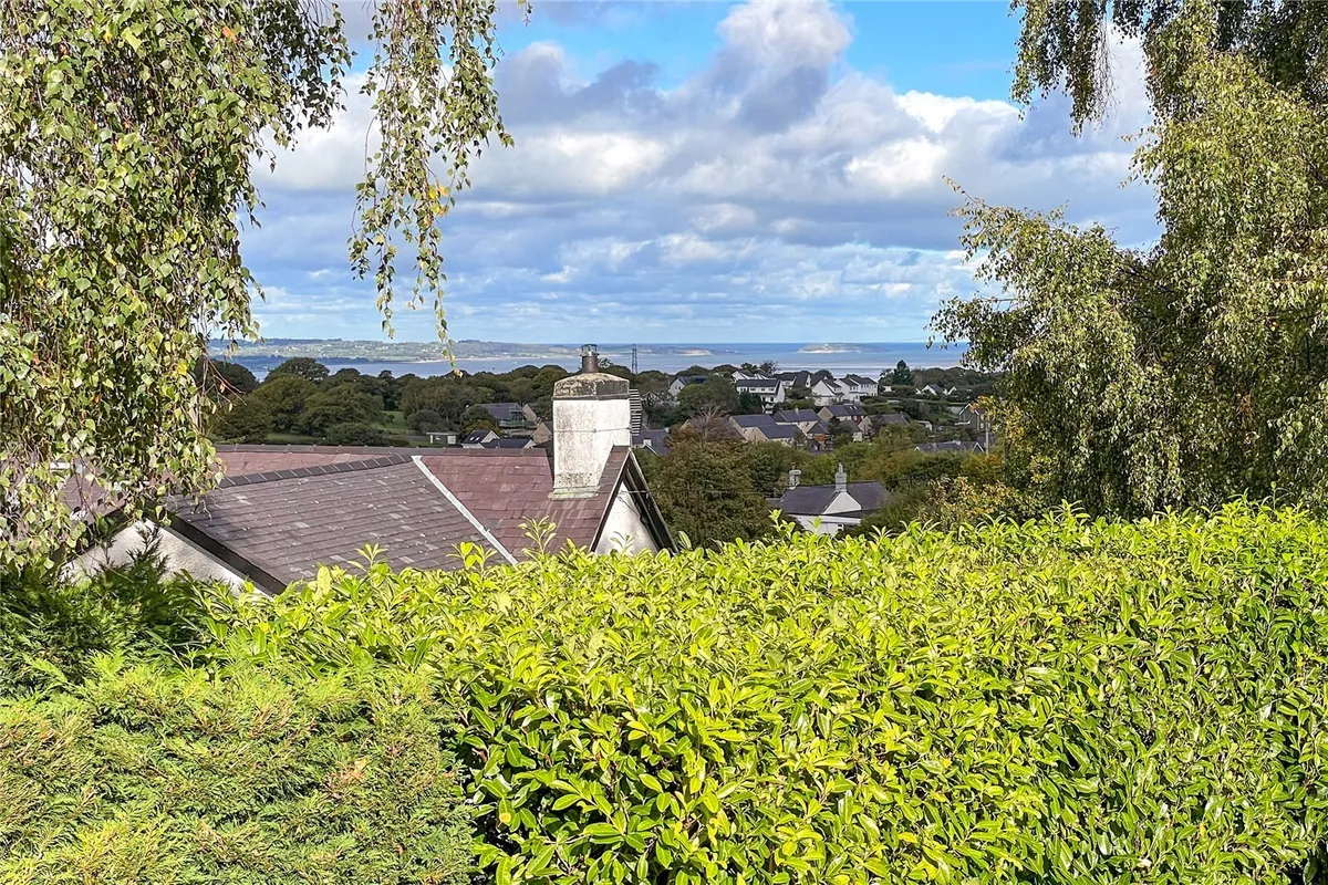 Dob, Tregarth, Bangor, Gwynedd, LL57