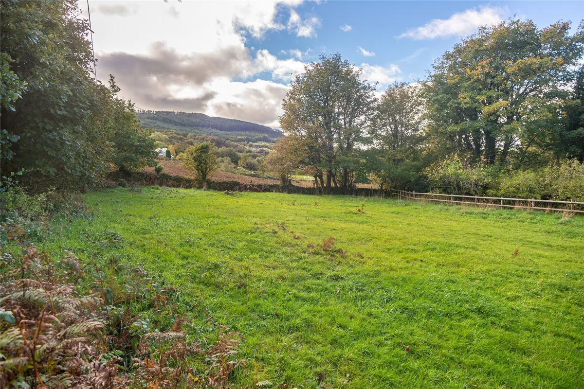 Dob, Tregarth, Bangor, Gwynedd, LL57