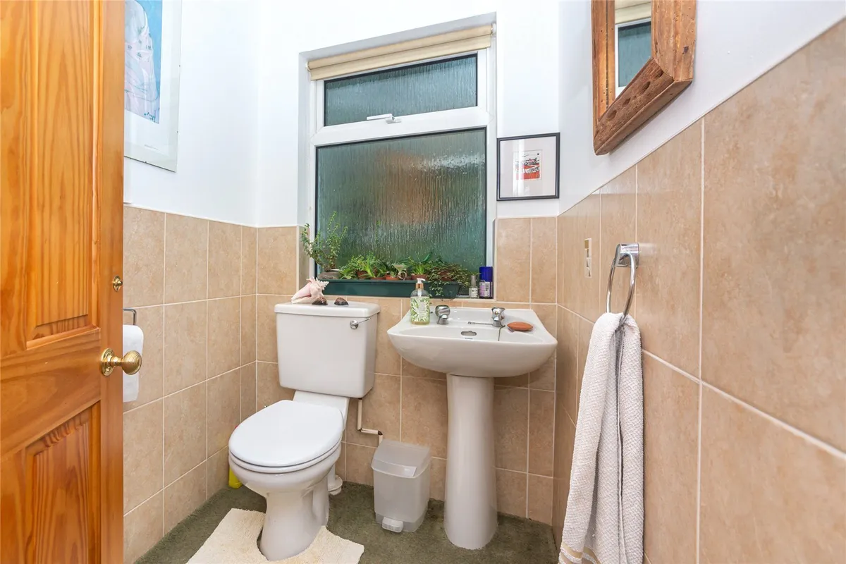 Dob, Tregarth, Bangor, Gwynedd, LL57