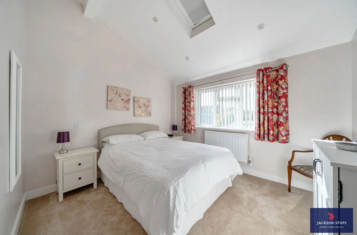 Vandyke Close, Woburn Sands, MK17 photo 8