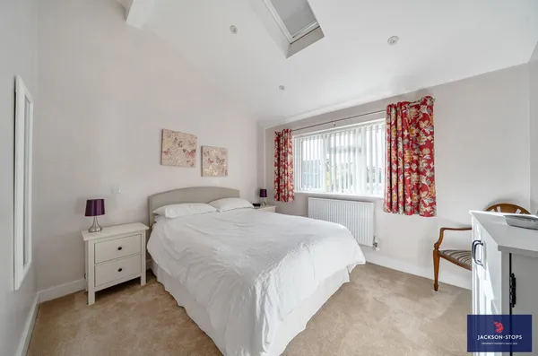 Vandyke Close, Woburn Sands, MK17 photo 8