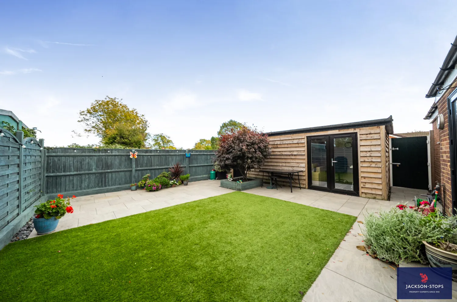 Vandyke Close, Woburn Sands, MK17 photo 12