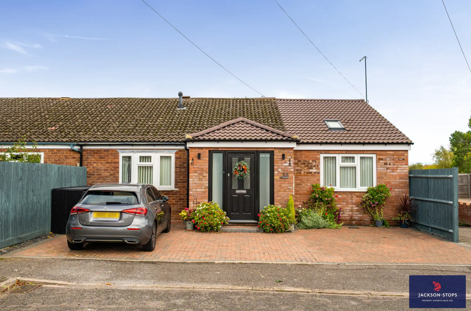 Vandyke Close, Woburn Sands, MK17 photo 13