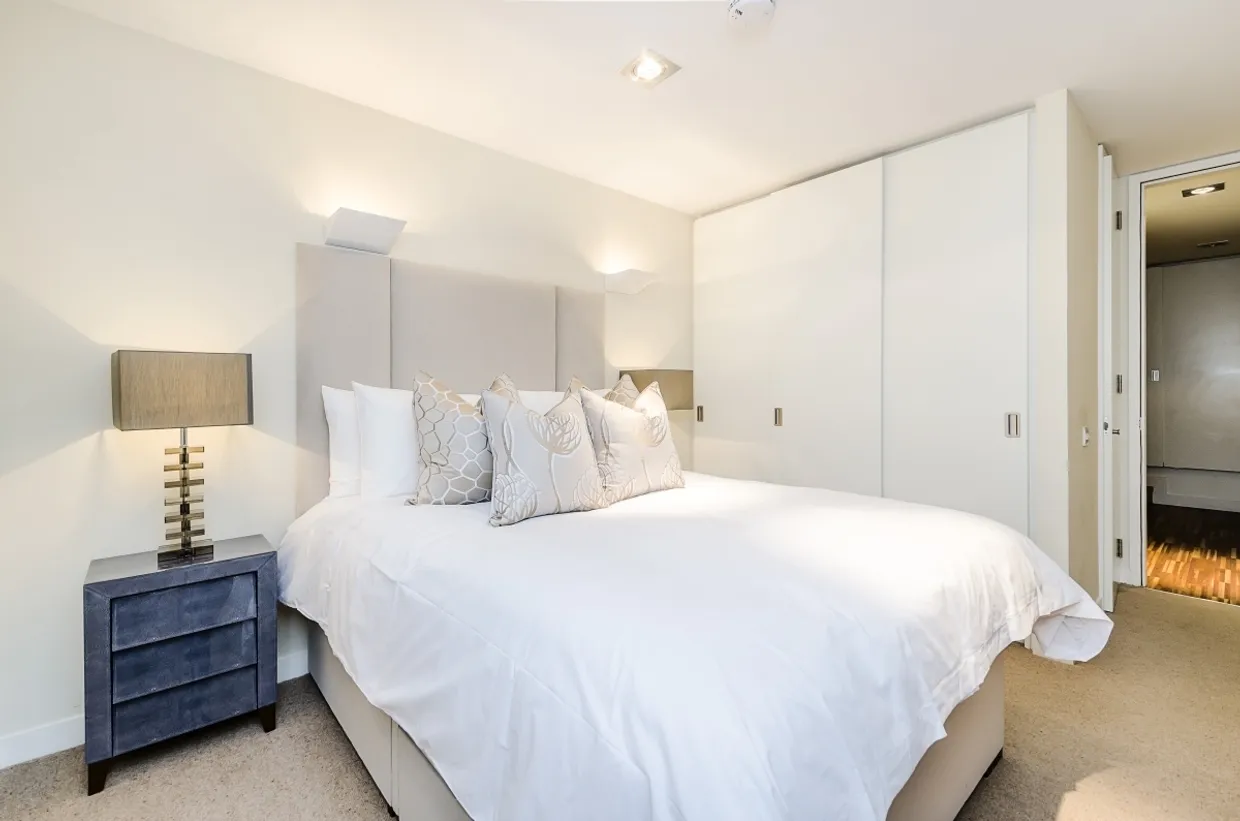 Fulham Road Chelsea SW3 photo 4
