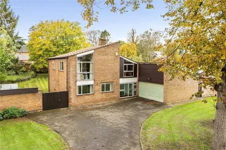 Cedar Hythe, Chapel Brampton, NN6