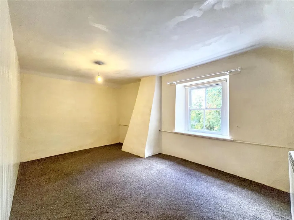 Property carousel item 16