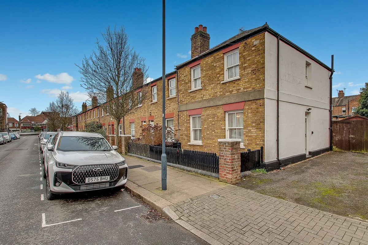 Verney Street, London, NW10