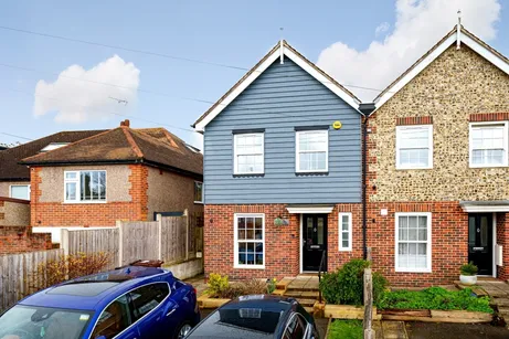 Grosvenor Road, Epsom KT18