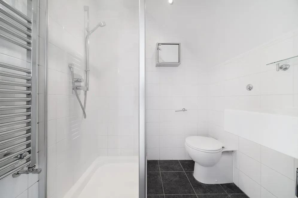 Blakesley Avenue, Ealing, W5 photo 5