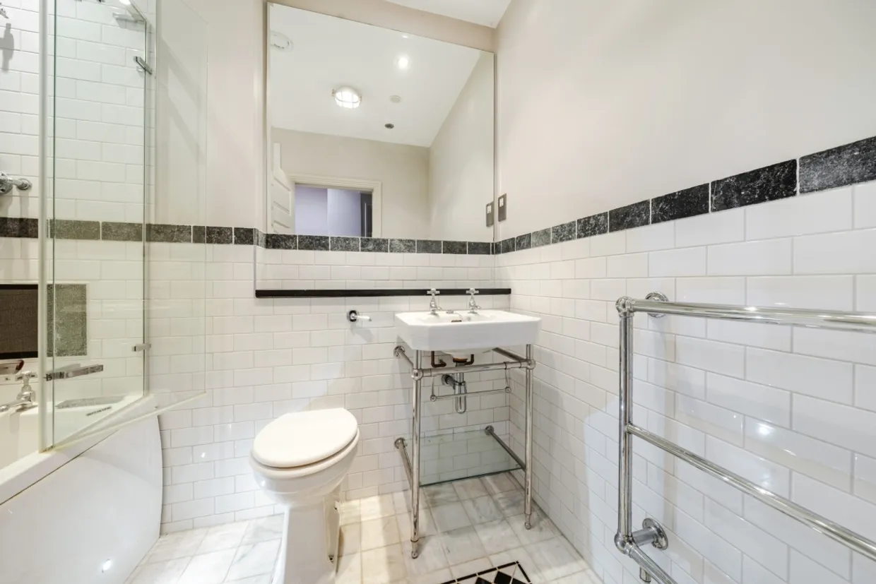 Southbrook House, Bartholomew Street Newbury RG14 photo 2