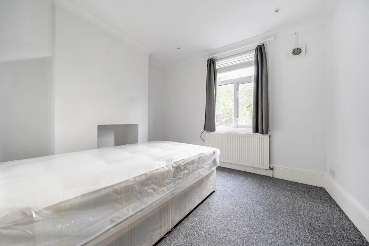 Pembroke Road London N10 photo 5