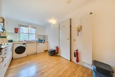 Queen of Denmark Court, Rotherhithe, SE16 photo 6