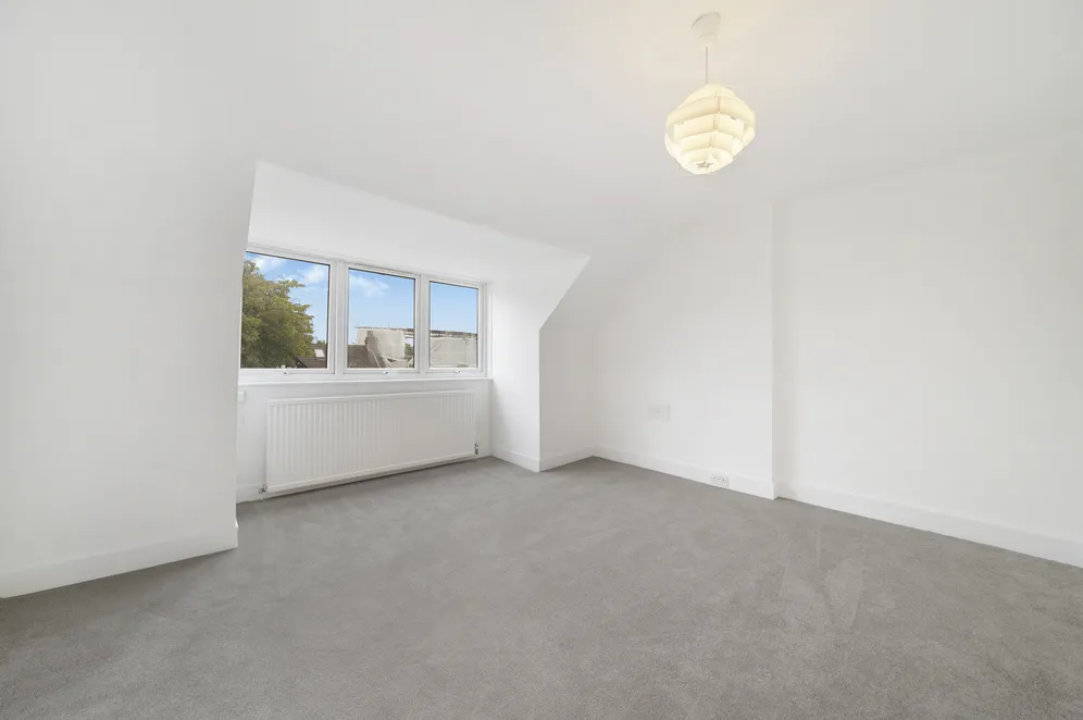 Blakesley Avenue, Ealing, W5 photo 8