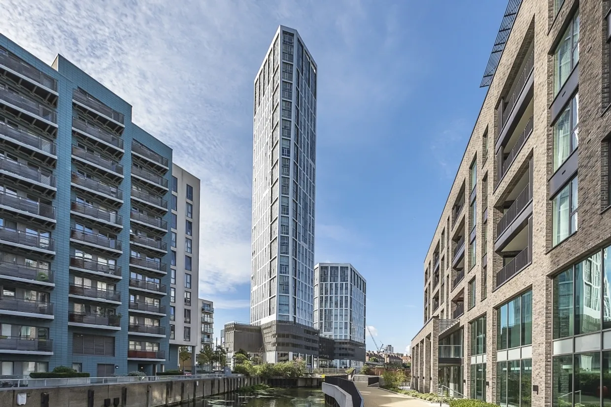 Sky View Tower, E15 photo 13