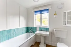 London SE21 photo 19