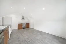 Blakesley Avenue, Ealing, W5 photo 12