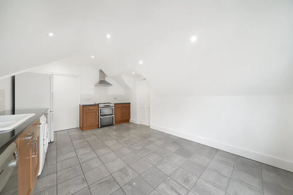 Blakesley Avenue, Ealing, W5 photo 12