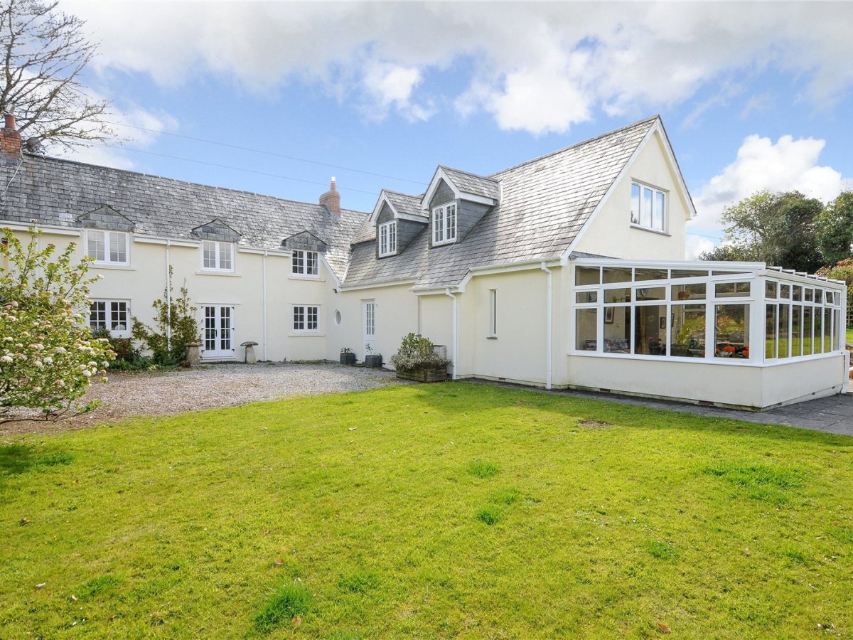 JacksonStops Cornish country cottages. View our cottages for sale